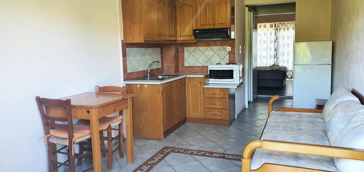 Halikoura Beach Apartments Stoúpa エクステリア 写真