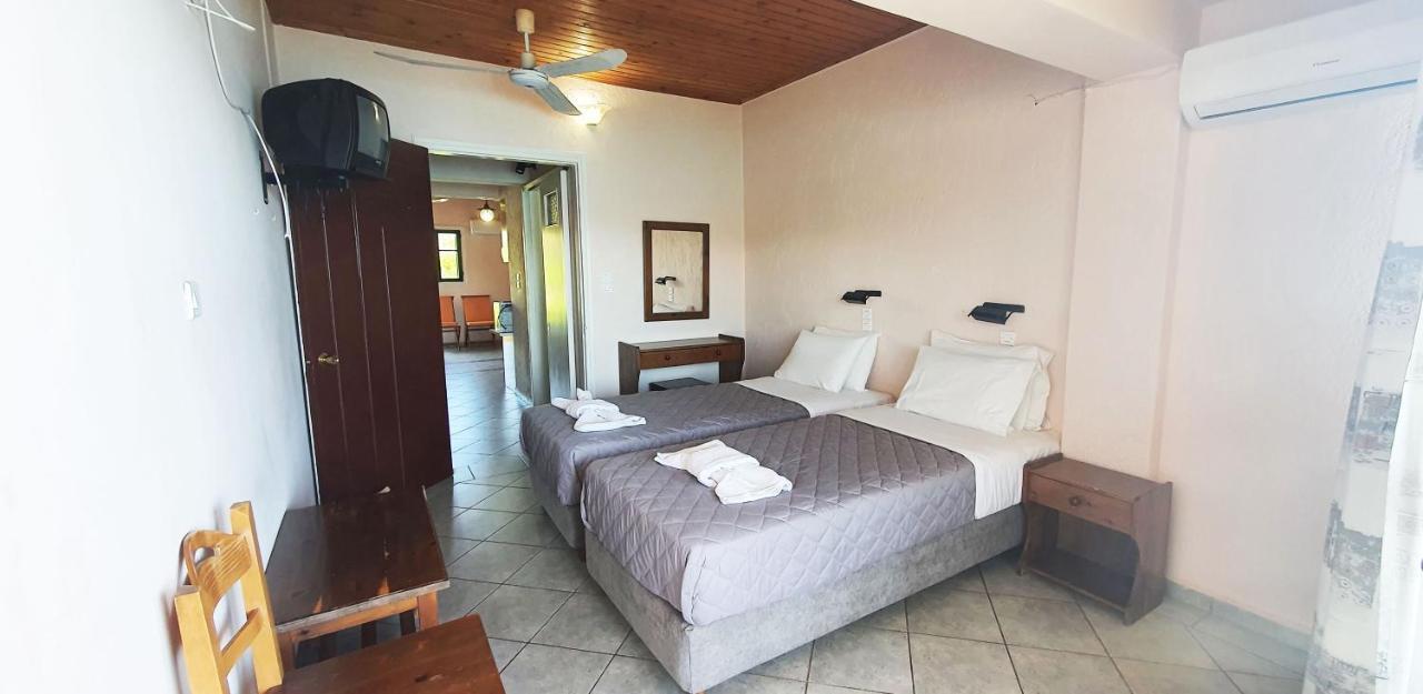 Halikoura Beach Apartments Stoúpa エクステリア 写真