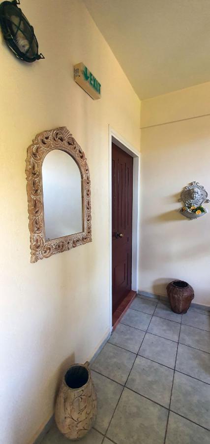 Halikoura Beach Apartments Stoúpa エクステリア 写真