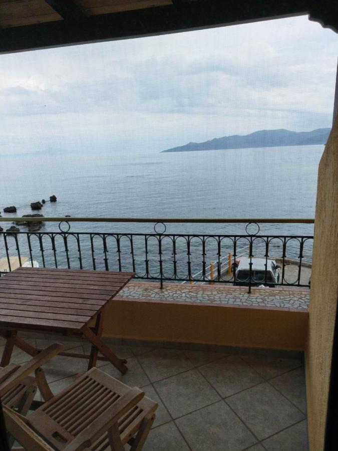 Halikoura Beach Apartments Stoúpa エクステリア 写真