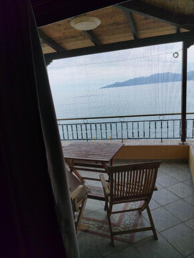 Halikoura Beach Apartments Stoúpa エクステリア 写真